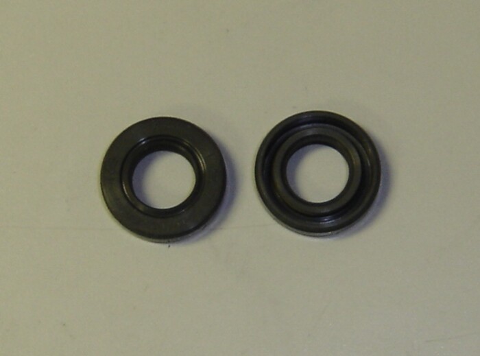 Yamaha RD350/400/250/R5 & RZ350/DS7/LC350 Shift Shaft Seal